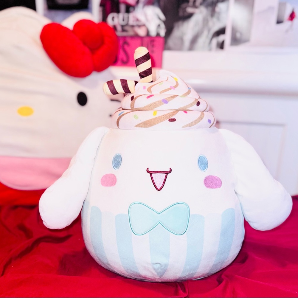 Hello Kitty Cinnamoroll Squishmallow